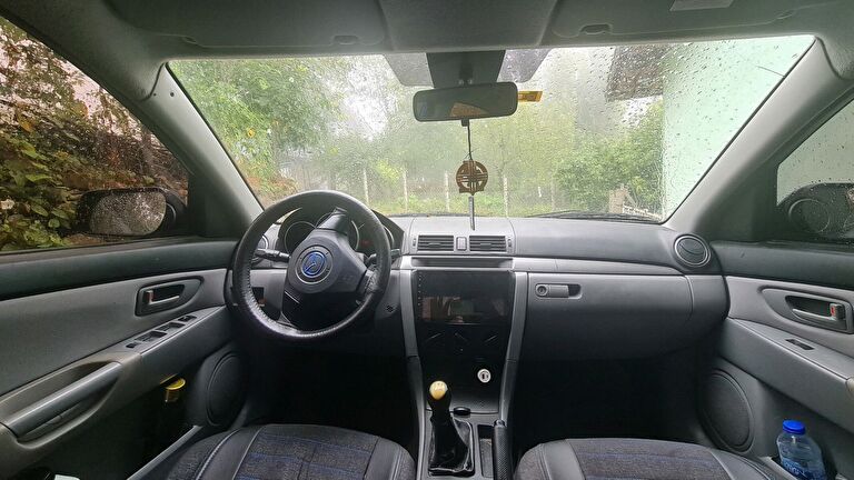 MAZDA MAZDA3