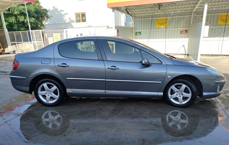 PEUGEOT 407