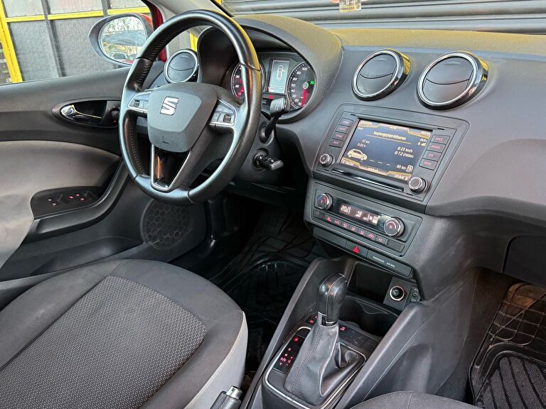SEAT IBIZA