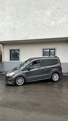 FORD TOURNEO COURIER