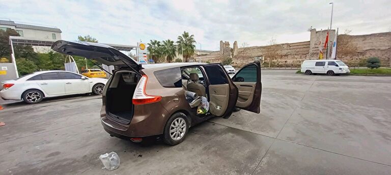 RENAULT GRAND SCENIC