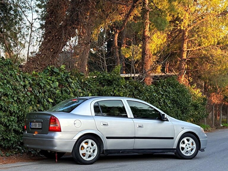 OPEL ASTRA