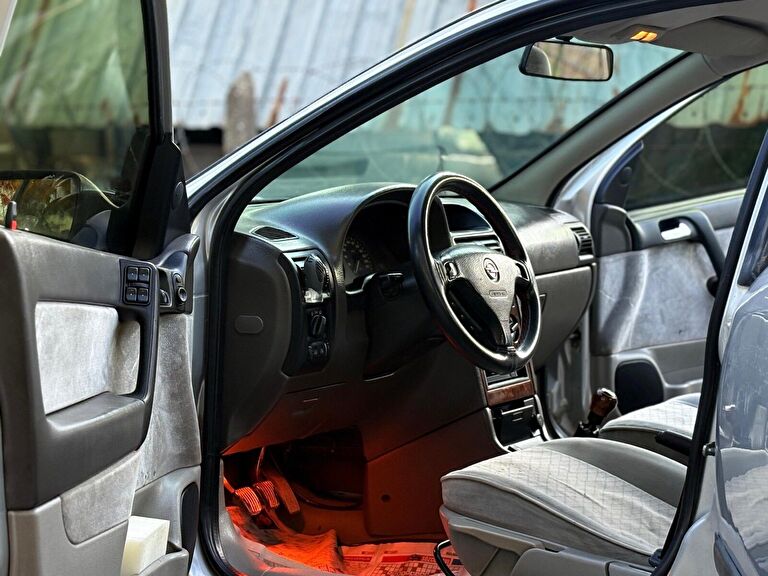 OPEL ASTRA