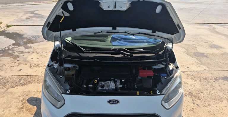 FORD TOURNEO COURIER