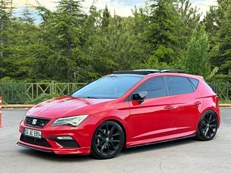 SEAT LEON