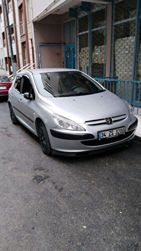 PEUGEOT 307