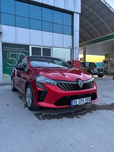 RENAULT CLIO