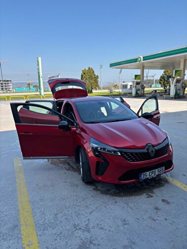 RENAULT CLIO