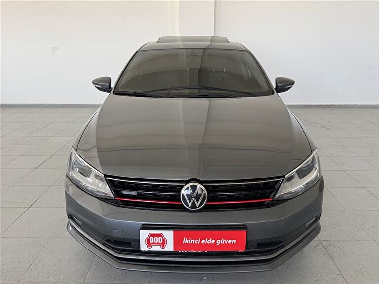 VOLKSWAGEN JETTA