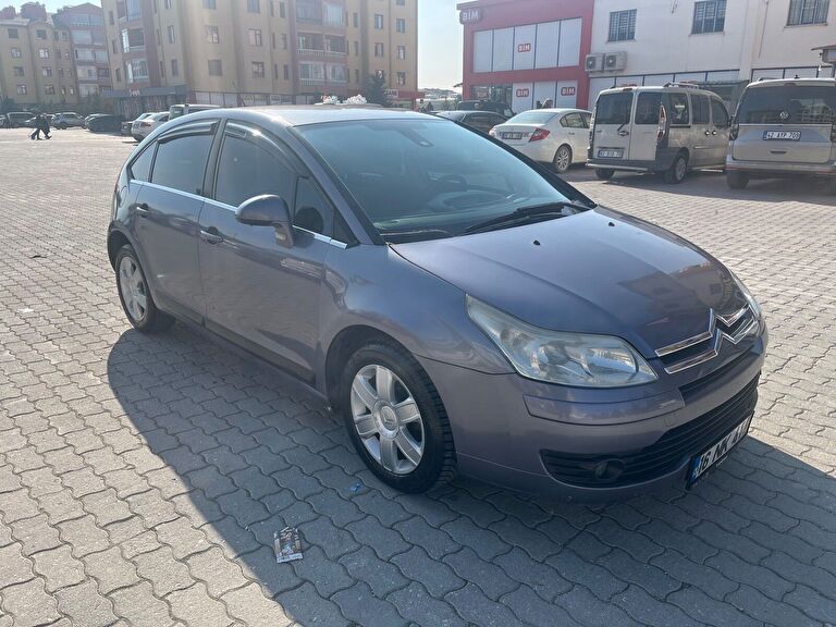 CITROËN C4