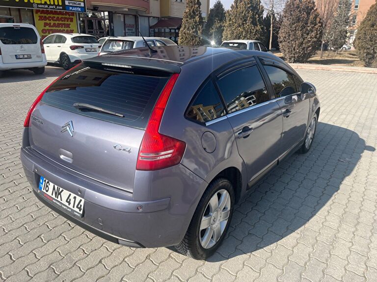 CITROËN C4