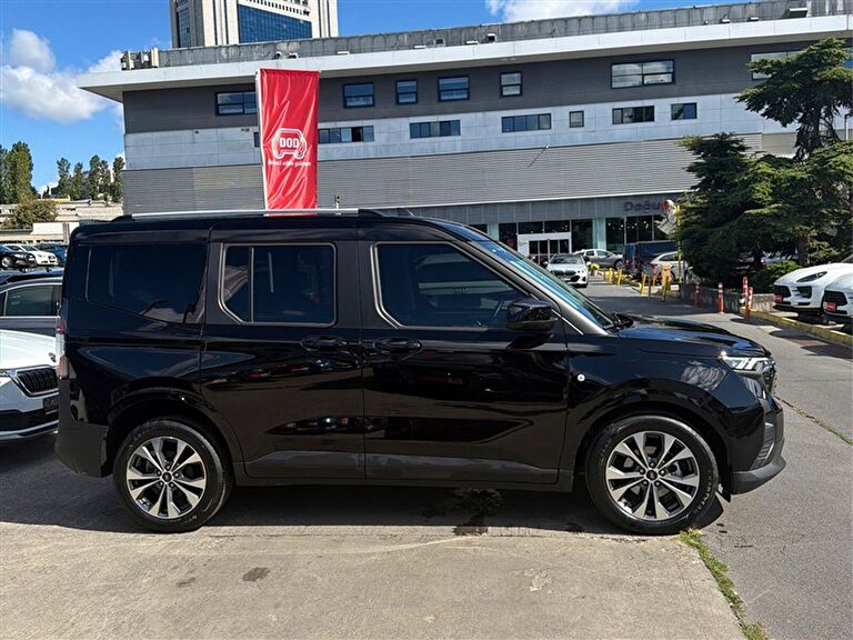 FORD TOURNEO COURIER