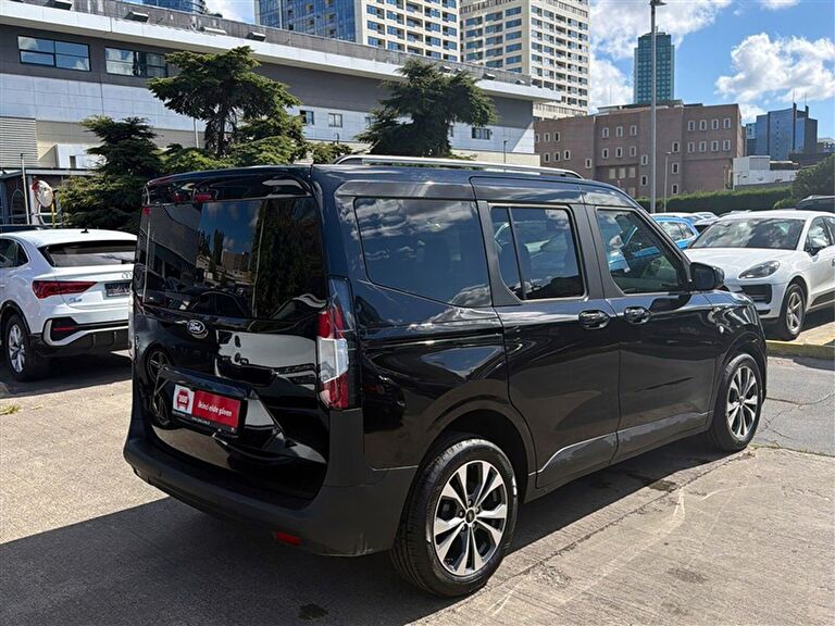 FORD TOURNEO COURIER
