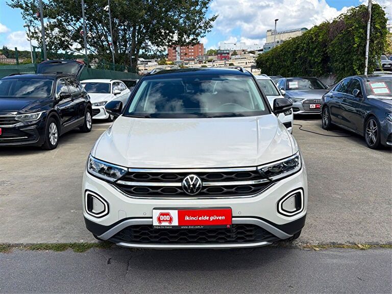 VOLKSWAGEN T-ROC