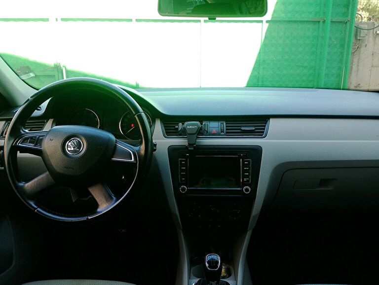 SKODA RAPID