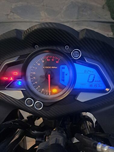 Bajaj Pulsar RS 200