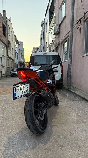 KTM 390 RC