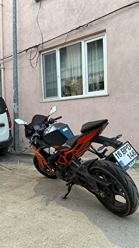 KTM 390 RC