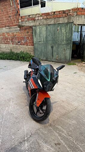 KTM 390 RC