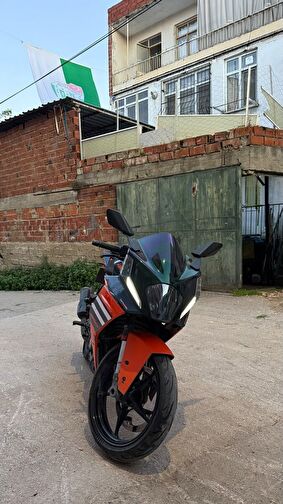 KTM 390 RC