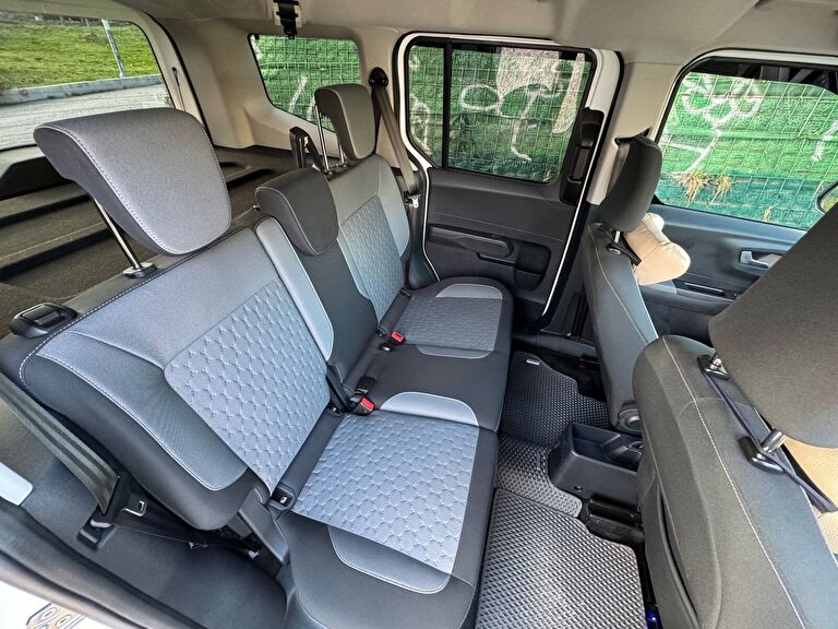 FORD TOURNEO COURIER