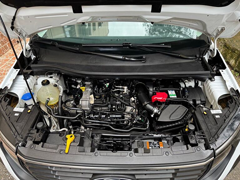 FORD TOURNEO COURIER