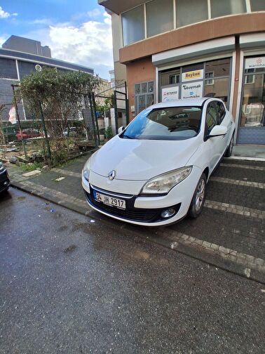 RENAULT MEGANE
