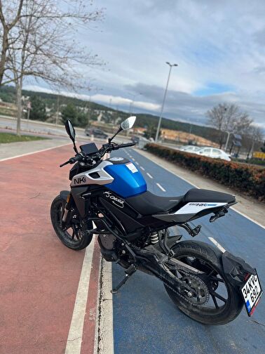 CFmoto 250NK