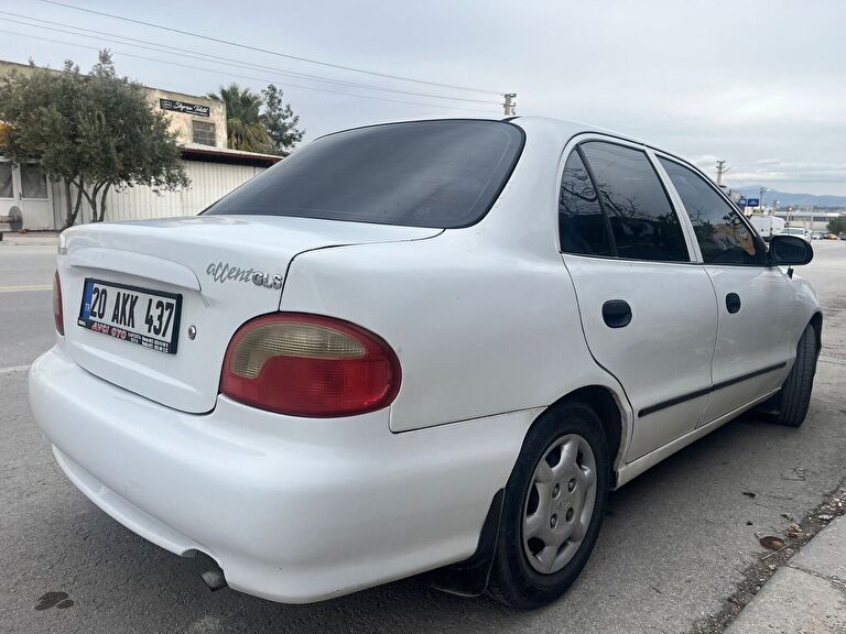 HYUNDAI ACCENT