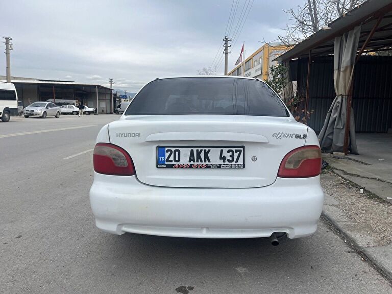 HYUNDAI ACCENT