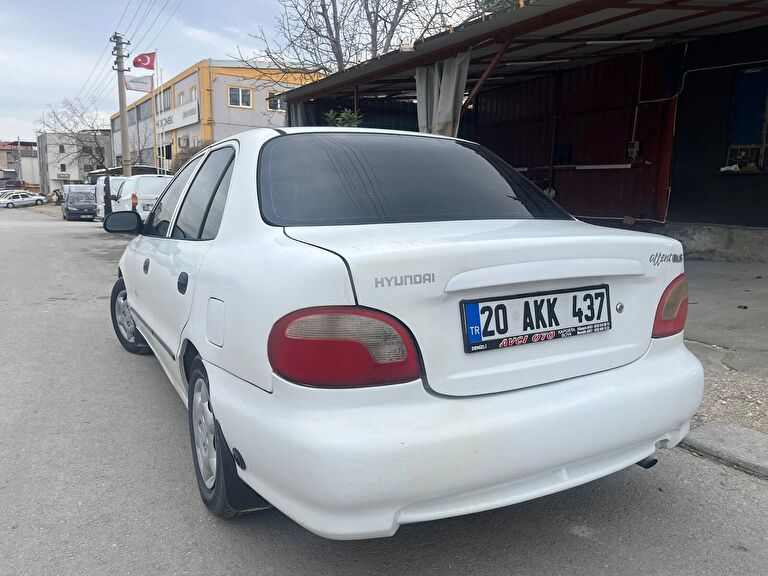 HYUNDAI ACCENT