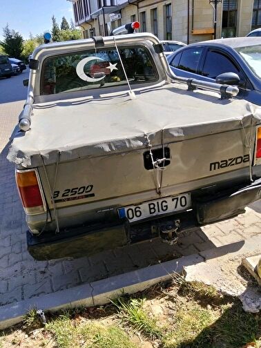 MAZDA B SERISI