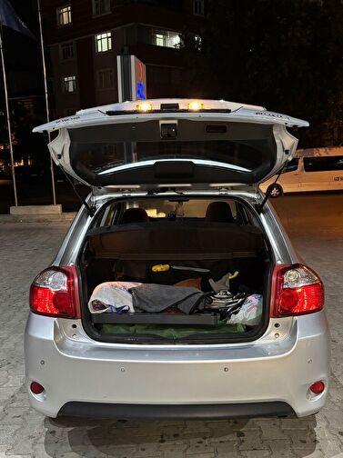 TOYOTA AURIS