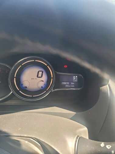 RENAULT FLUENCE