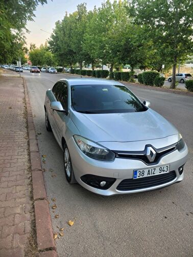RENAULT FLUENCE