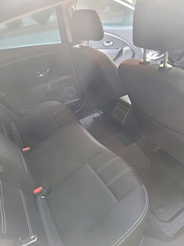 RENAULT FLUENCE