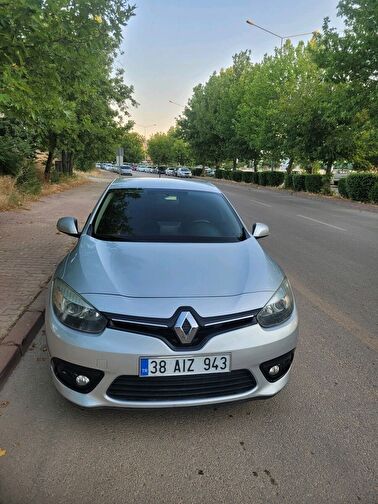 RENAULT FLUENCE