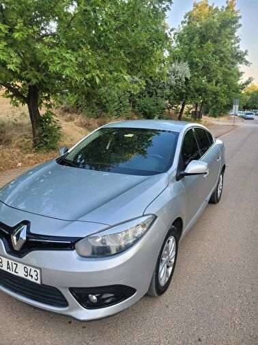 RENAULT FLUENCE
