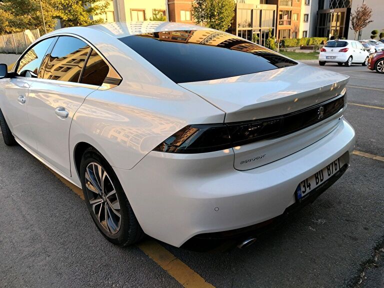PEUGEOT 508