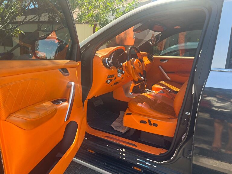 MERCEDES-BENZ X-CLASS