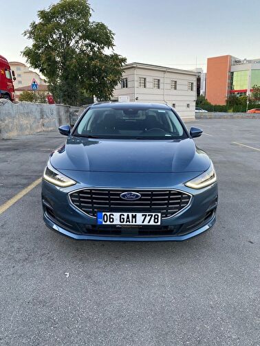 FORD FOCUS