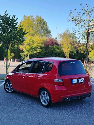 HONDA JAZZ