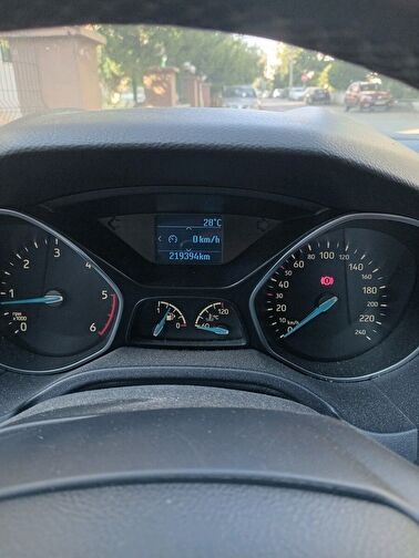 FORD FOCUS