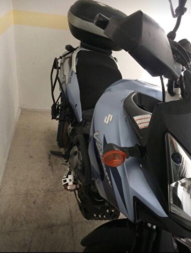 Suzuki V-Storm DL650