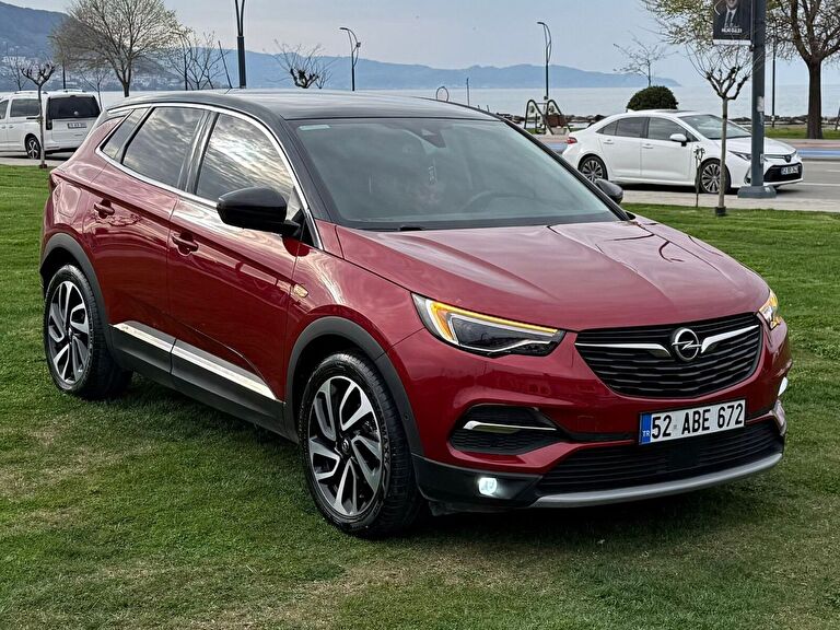 OPEL GRANDLAND X