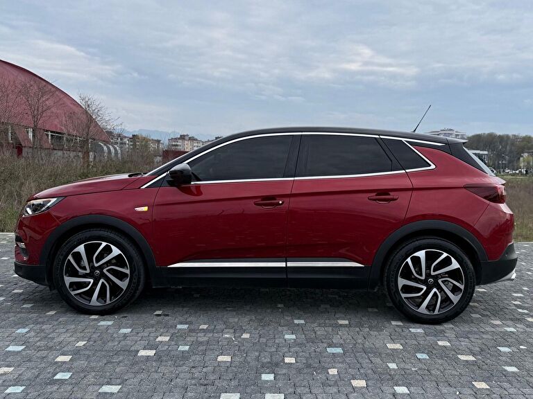 OPEL GRANDLAND X