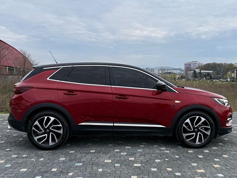 OPEL GRANDLAND X