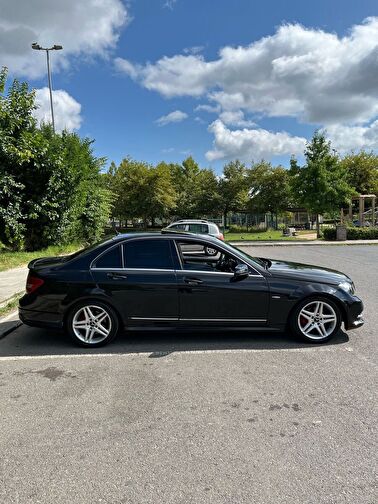 MERCEDES-BENZ C-SERISI