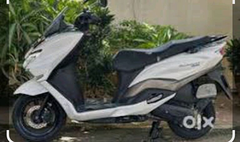 Suzuki Burgman Street 125EX