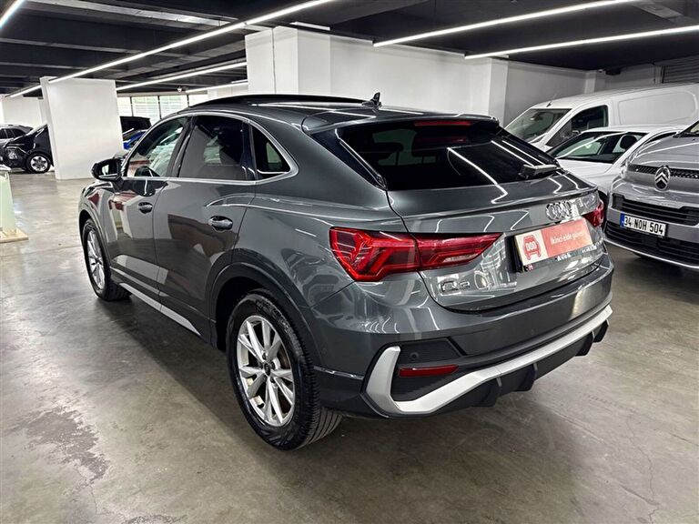 AUDI Q3 SPORTBACK